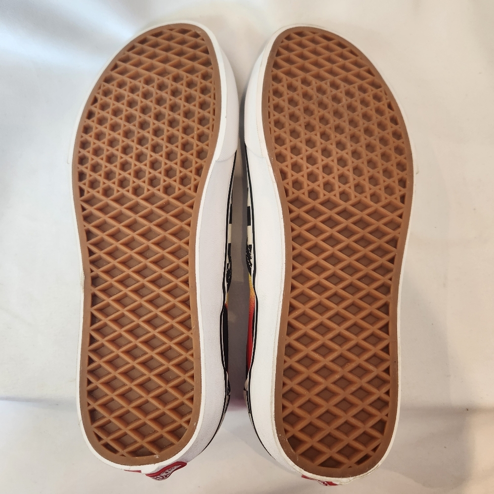 Mickey Mouse Vans - Picture 5 of 5